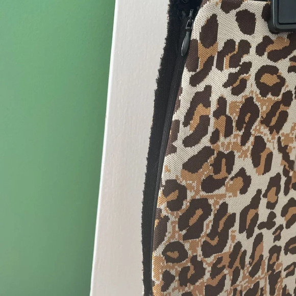 NWOT ST JOHN Collection Leopard Pencil Skirt Sz 2 - Picture 5 of 5